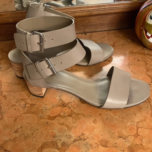 VINCE. Ria City Sandals Pumice Stone 7 - Picture 6 of 9